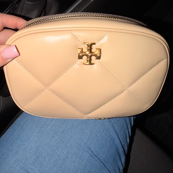 Tory Burch Handbags - Tory Burch Beige Quilted Cosmetic Case